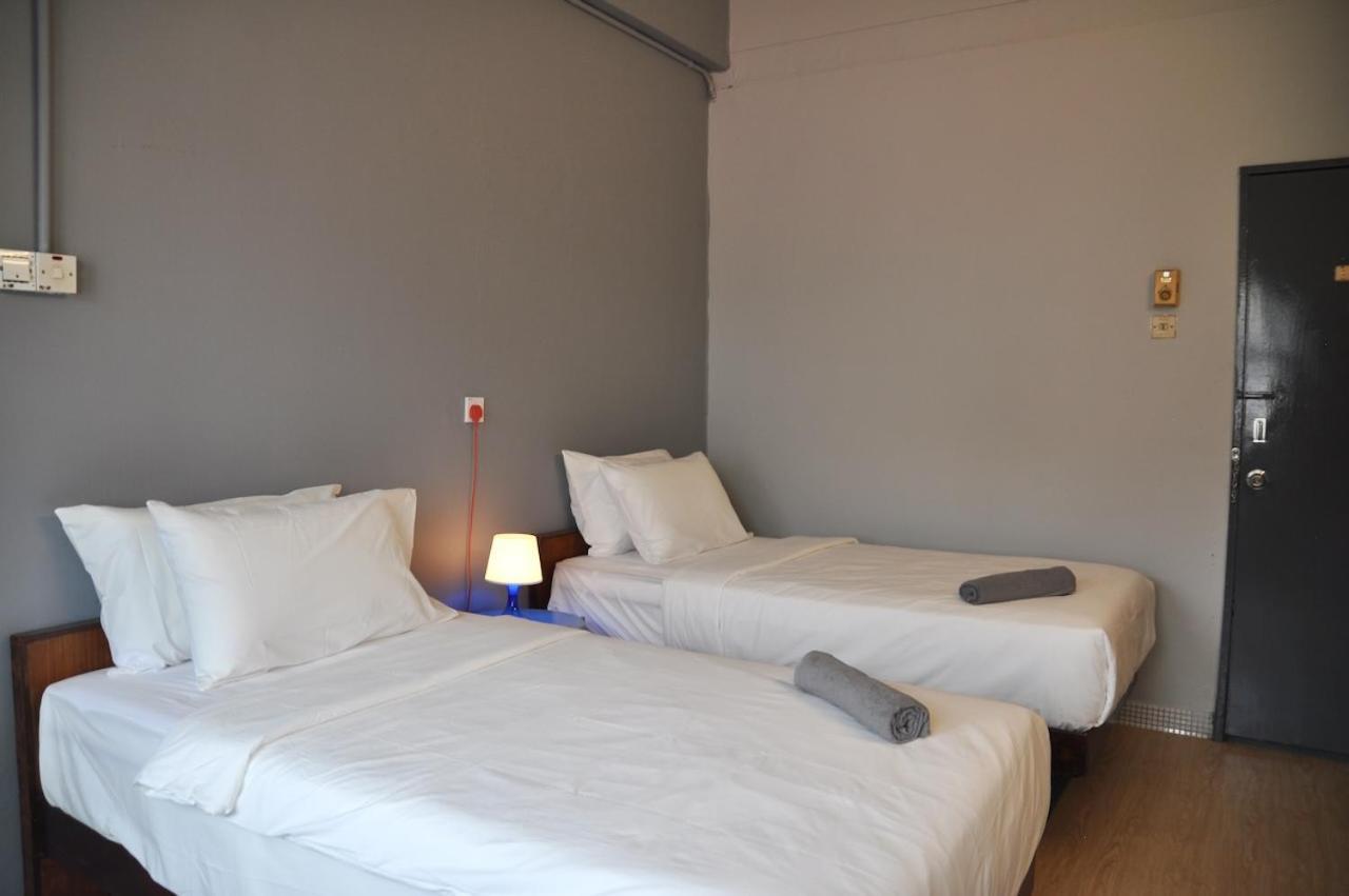 Grayhaus Inn อิโปห์ ภายนอก รูปภาพ